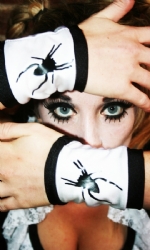 Wrists Printed Spider WB